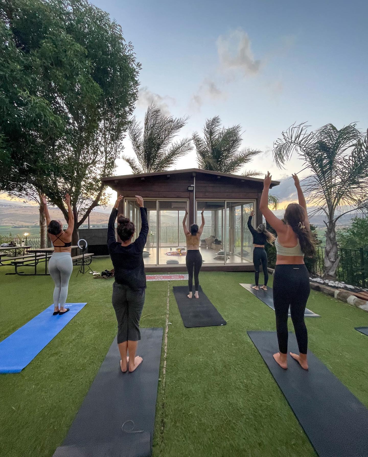 יוגה קבוצתית